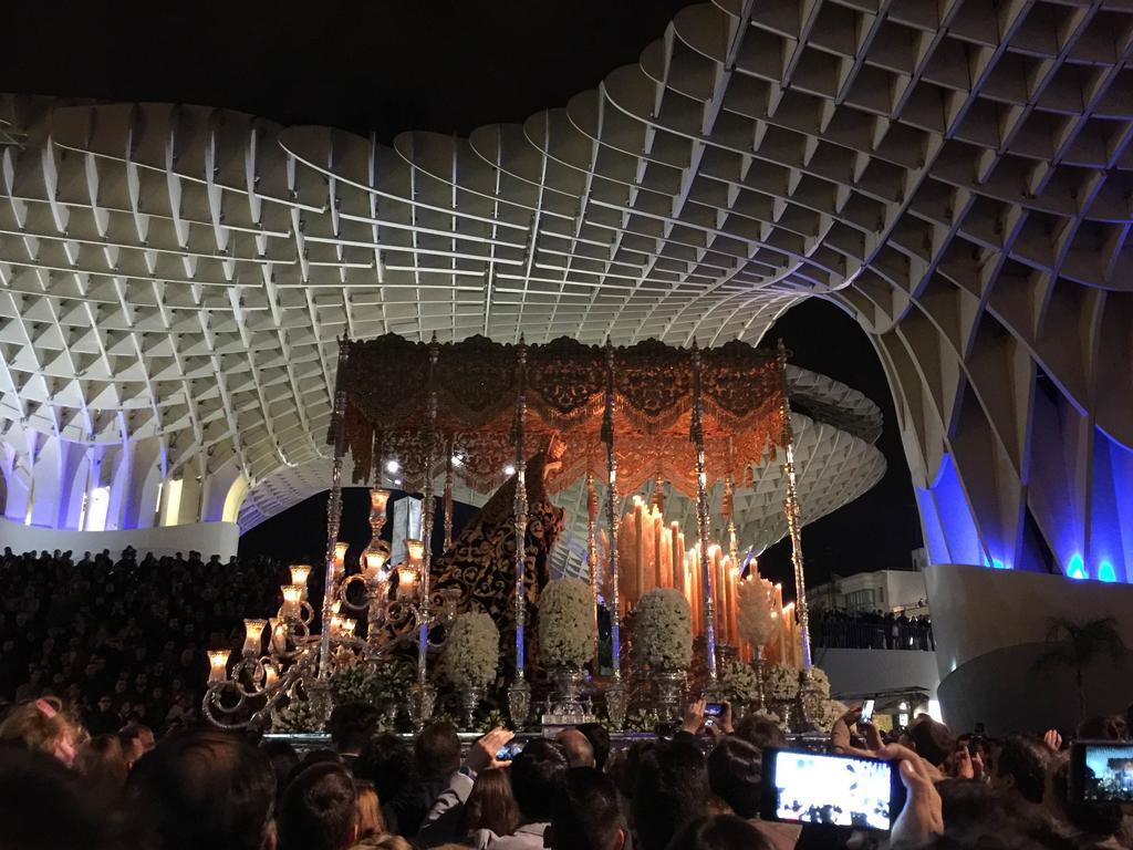 Pension Las Setas Sevilla Bagian luar foto