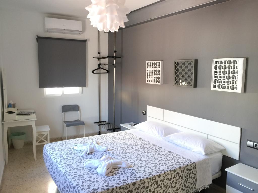 Pension Las Setas Sevilla Bagian luar foto