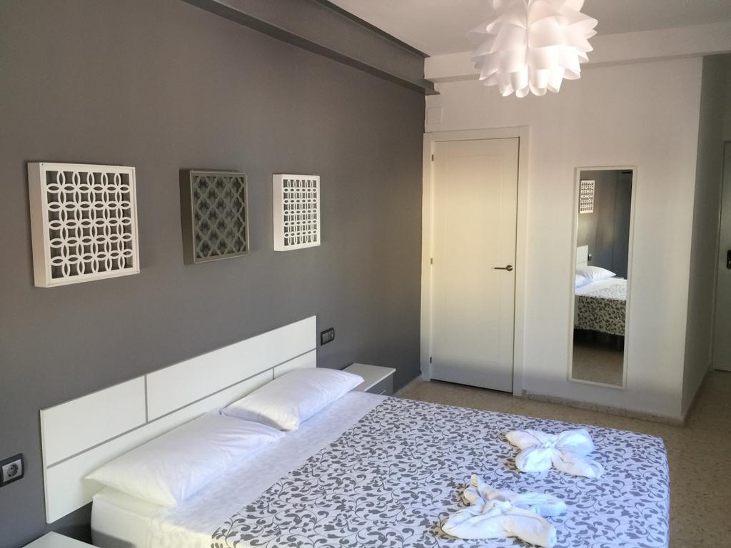 Pension Las Setas Sevilla Bagian luar foto