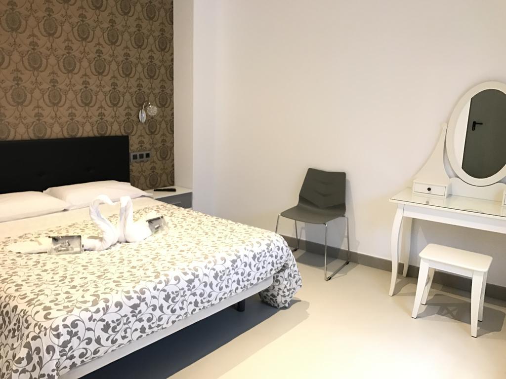 Pension Las Setas Sevilla Bagian luar foto